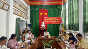 Ban Thường vụ Đảng ủy xã kiểm tra việc thực hiện nhiệm vụ...
